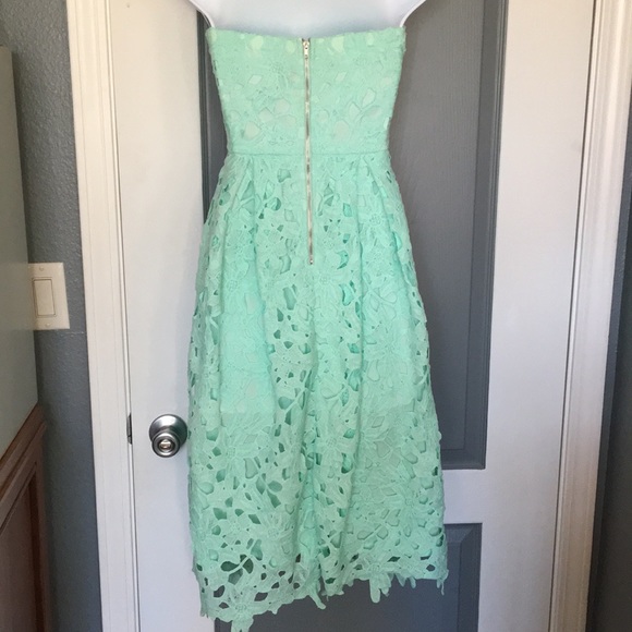 NWT Gorgeous mint green lace dress - Picture 8 of 10